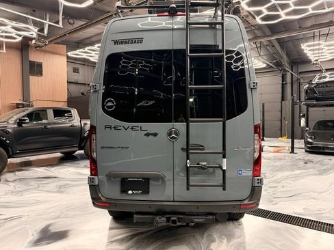 Used 2022 Mercedes-Benz Sprinter 2500 image 6