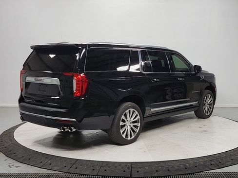Used 2021 GMC Yukon XL Denali AWD/4WD image 7