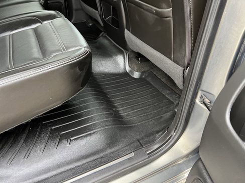 Used 2017 GMC Sierra 1500 Denali w/ Denali Ultimate Package image 16