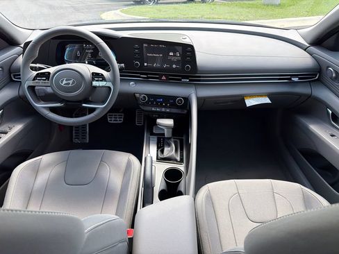 New 2026 Hyundai Elantra Sport FWD image 22