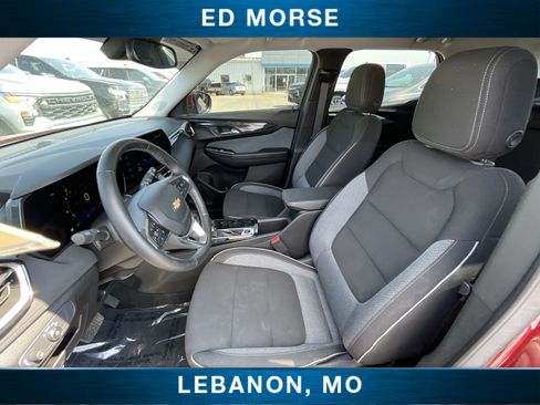 Certified 2024 Chevrolet TrailBlazer LT w/ Convenience Package FWD image 18