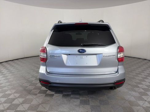 Used 2016 Subaru Forester 2.5i Limited AWD/4WD image 6