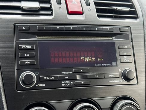 Used 2012 Subaru Impreza 2.0i image 16