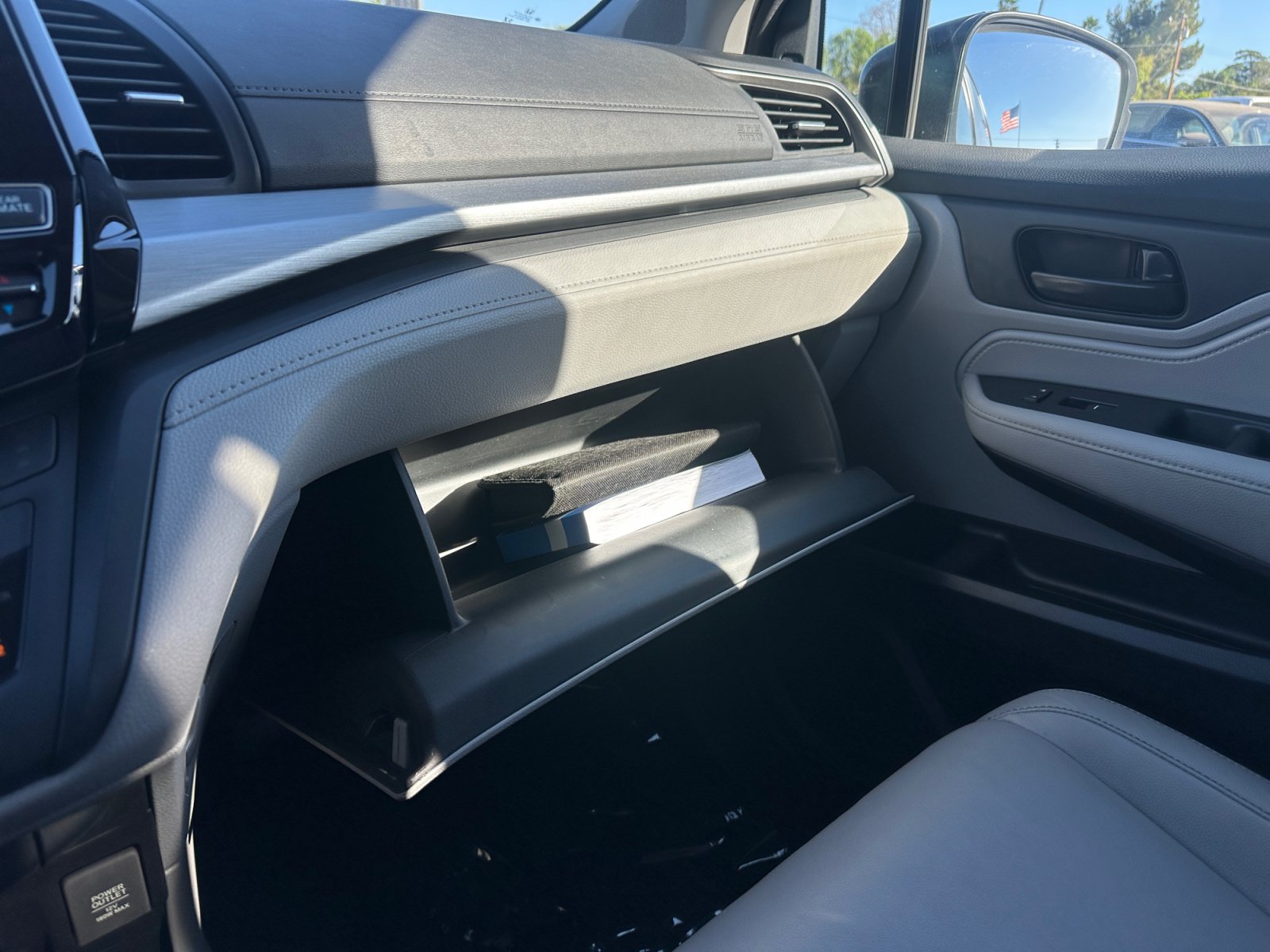Used 2023 Honda Odyssey EX-L image 22