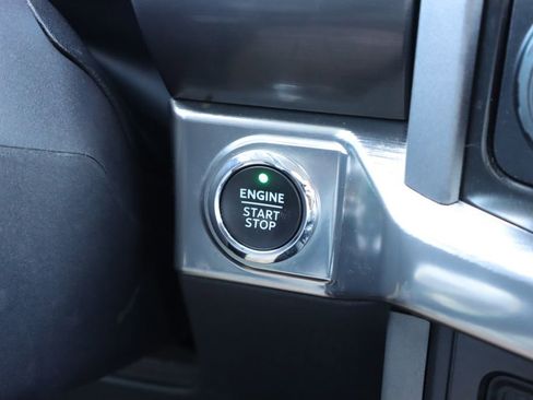 Used 2021 Ford F150 Lariat w/ Equipment Group 502A High image 18