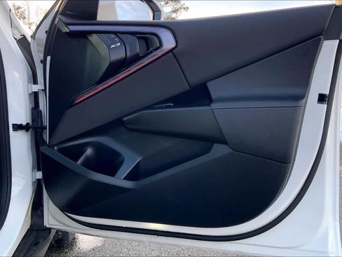 Certified 2025 BMW X3 xDrive30i w/ Convenience Package image 22