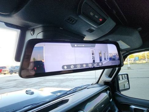 Used 2021 Jeep Wrangler Unlimited Rubicon AWD/4WD image 15