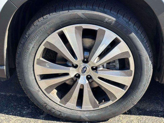 Used 2022 Subaru Ascent Touring AWD/4WD image 40