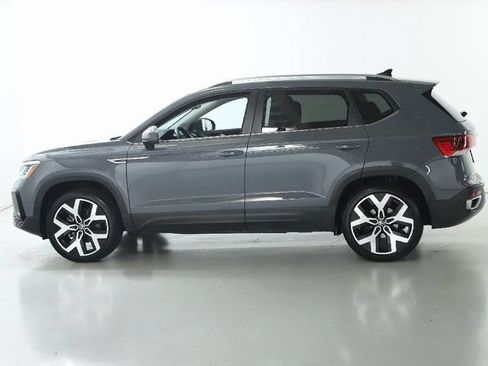 Certified 2023 Volkswagen Taos SEL AWD/4WD image 41