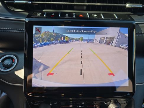 New 2025 Jeep Grand Cherokee Limited w/ Black Appearance Package image 25