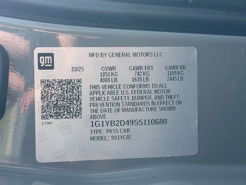 Certified 2025 Chevrolet Corvette Stingray Preferred Cpe w/ Z51 Performance Package RWD image 24