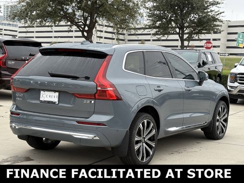 Certified 2023 Volvo XC60 B5 Ultimate image 6