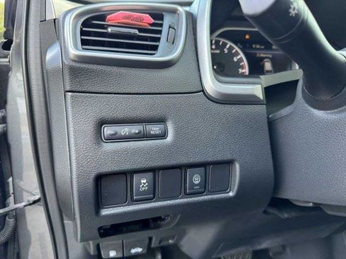 Used 2020 Nissan Murano SV FWD image 23