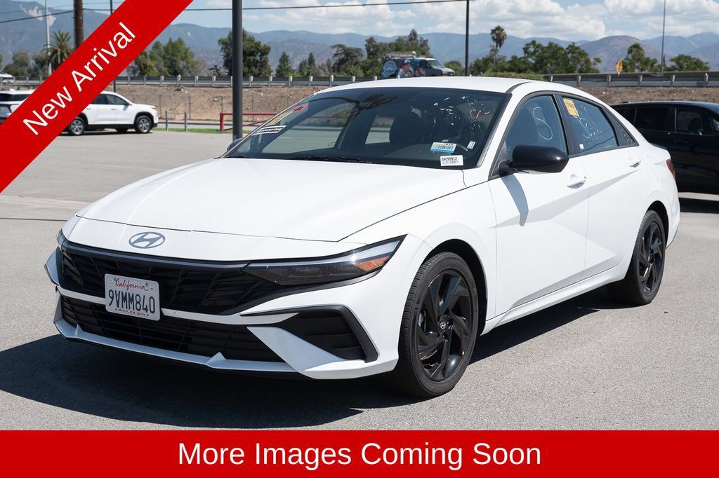 Used 2026 Hyundai Elantra Sport FWD image 7