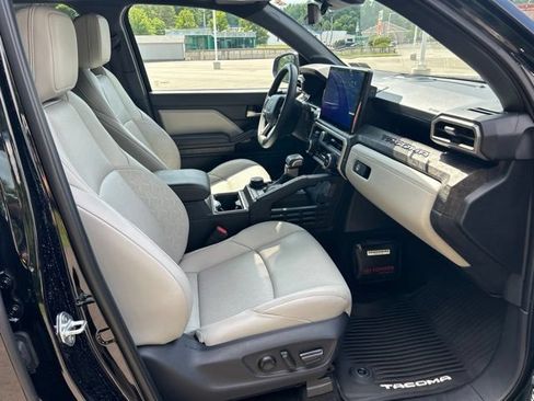 Certified 2024 Toyota Tacoma Limited w/ Limited Package (LT) AWD/4WD image 27