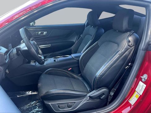 Used 2024 Ford Mustang Coupe RWD image 9