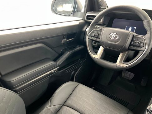 New 2026 Toyota Tacoma TRD Off-Road AWD/4WD image 11