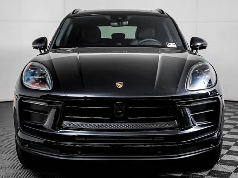 New 2026 Porsche Macan AWD/4WD image 7