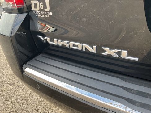 Used 2016 GMC Yukon XL Denali w/ Open Road Package image 39