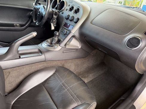 Used 2006 Pontiac Solstice Convertible w/ Premium Package RWD image 12