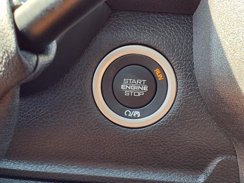 Used 2025 RAM 2500 Tradesman w/ Chrome Appearance Group image 11