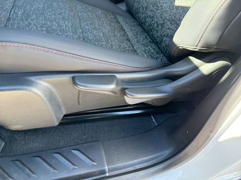 Used 2024 Chevrolet Colorado Z71 image 14