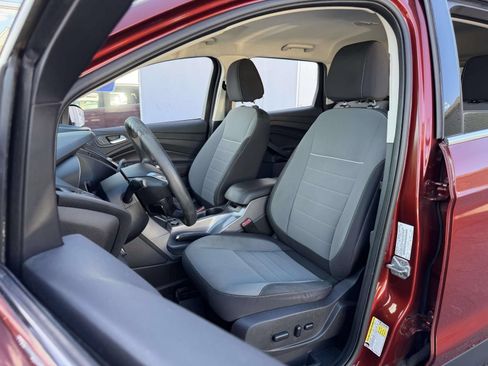 Used 2014 Ford Escape SE w/ Equipment Group 201A AWD/4WD image 18