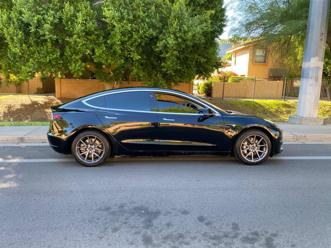 Used 2020 Tesla Model 3 RWD image 4