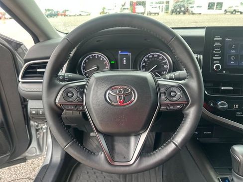 Used 2024 Toyota Camry SE w/ Convenience Package FWD image 12