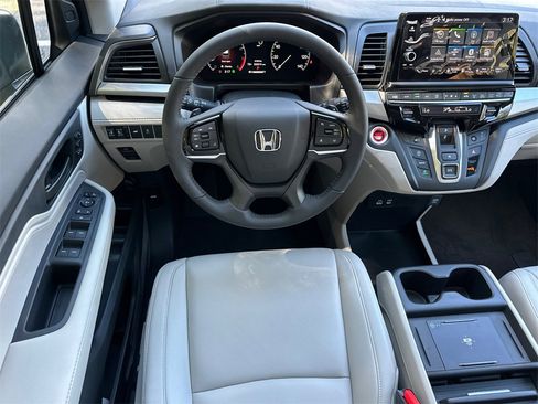 New 2026 Honda Odyssey EX-L image 24