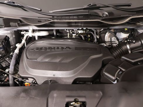 Used 2025 Honda Odyssey Elite image 21