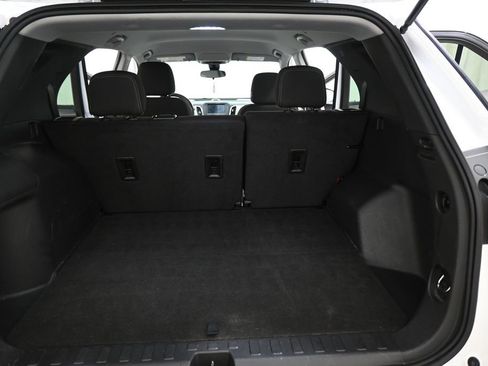 Used 2023 Chevrolet Equinox LS w/ LS Convenience Package AWD/4WD image 29