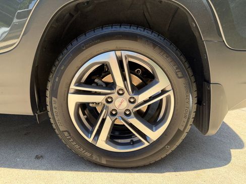 Used 2021 GMC Terrain SLT FWD image 35