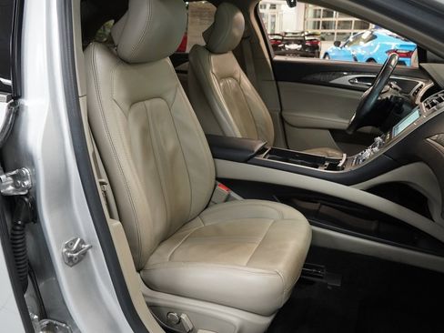 Used 2017 Lincoln MKZ Reserve w/ Climate Package image 27