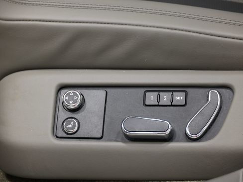 Used 2018 Bentley Flying Spur S W12 AWD/4WD image 52