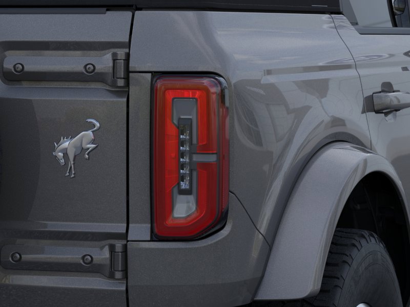 New 2024 Ford Bronco Outer Banks AWD/4WD image 24