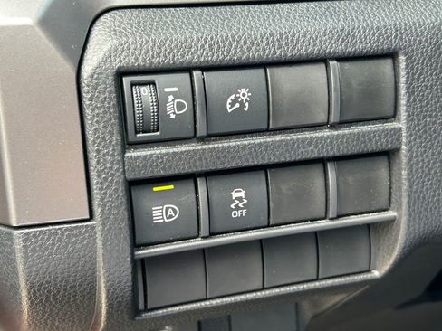 Used 2025 Toyota Tacoma SR5 image 26