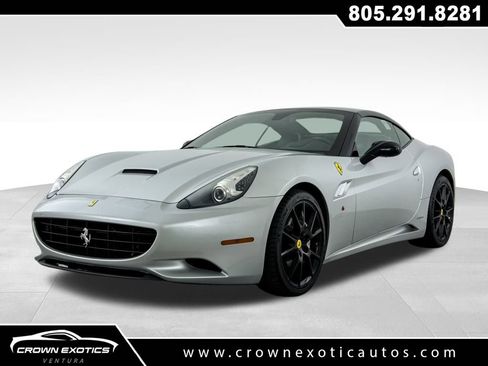 Used 2012 Ferrari California image 6