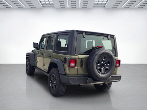 Used 2026 Jeep Wrangler Unlimited Sport AWD/4WD image 5
