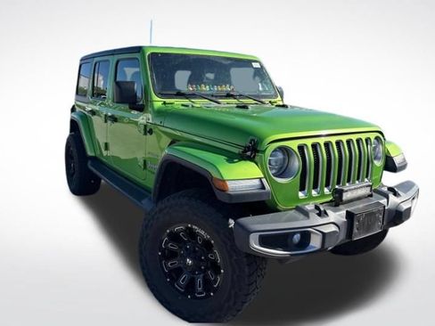 Used 2019 Jeep Wrangler Unlimited Sahara w/ Dual Top Group AWD/4WD image 7