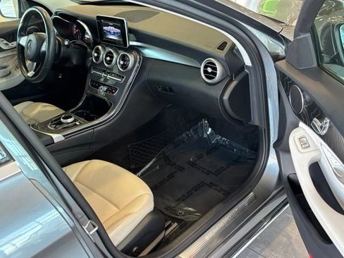 Used 2017 Mercedes-Benz C 300 Sedan image 34