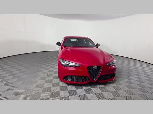 Used 2024 Alfa Romeo Giulia Sprint RWD image 51