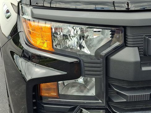 Used 2024 Chevrolet Silverado 1500 Custom AWD/4WD image 9