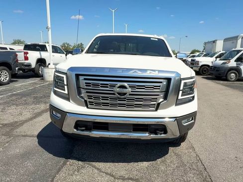 Used 2021 Nissan Titan Platinum Reserve w/ Moonroof Package AWD/4WD image 3