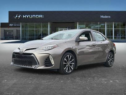 Used 2017 Toyota Corolla SE w/ SE Premium Package