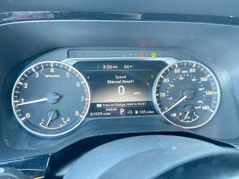 Used 2022 Nissan Pathfinder SV FWD image 19
