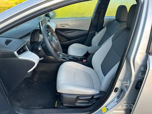 Used 2020 Toyota Corolla LE w/ LE Convenience Package image 13