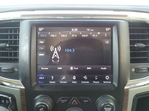 Used 2018 RAM 1500 Laramie w/ Convenience Group image 21