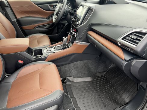 Used 2022 Subaru Forester Touring w/ Popular Package #2 image 24