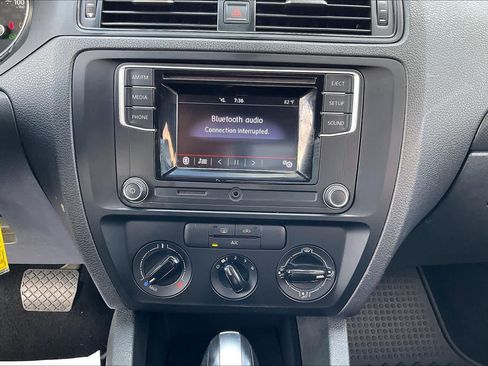 Used 2016 Volkswagen Jetta S FWD image 28